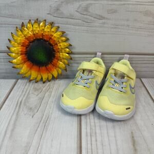 nike downshifter toddler shoes 8C‎